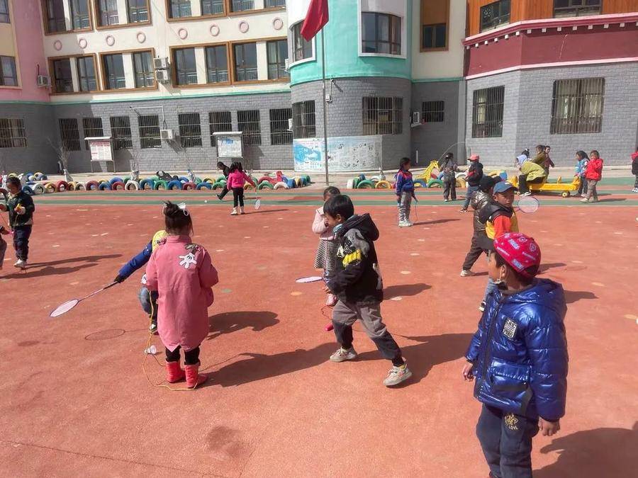 北京马拉松|爱心跑友捐赠的50所能量星光体育教室已全部落实到位